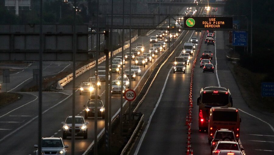 Concejala de Viña del Mar exige acelerar proyectos sobre autopistas que conecten Santiago con el Gran Valparaíso