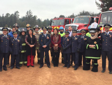 Bienes Nacionales entregó terreno fiscal a Bomberos de Viña para que construya su Centro de Entrenamiento y Academia