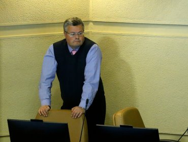Diputado UDI fue víctima de 'encerrona' en Cerro Navia: le robaron auto fiscal