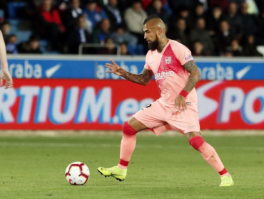 Medios españoles elogiaron el gran juego de Arturo Vidal frente al Alavés