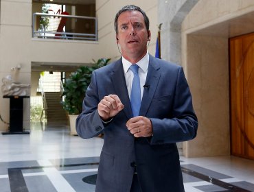 Senador Harboe acusa “daño innecesario e injustificable" a Codelco por exclusión de gira a China