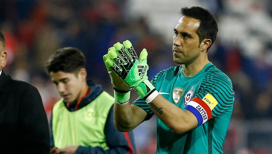 Reinaldo Rueda se reunió con Claudio Bravo en Inglaterra