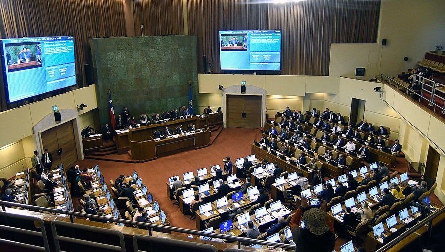 Proyecto que tipifica el negacionismo como delito será revisado por la Cámara Baja