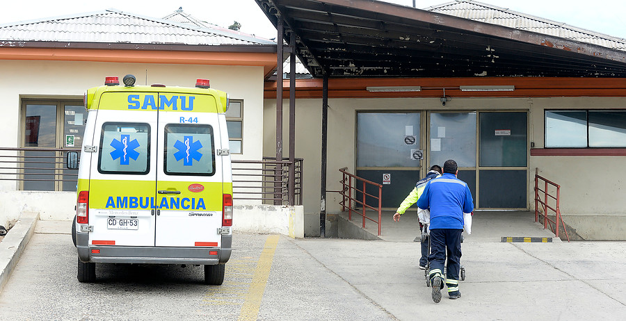 Mujer en Arica intentó suicidarse ingiriendo diluyente con vino y envenenar a su esposo con la mezcla