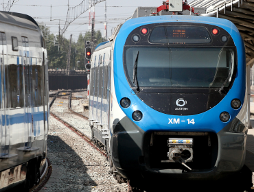 Nueva propuesta de tren rápido para unir Santiago con Valparaíso descarta a San Antonio