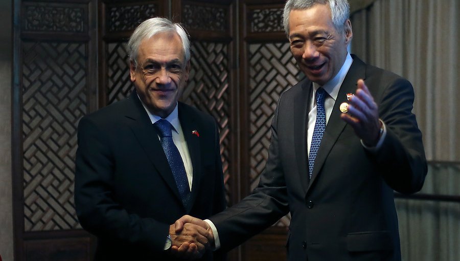 Presidente Piñera y primer ministro de Singapur acuerdan promover desarrollo portuario