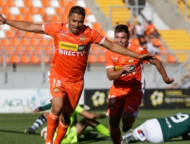 Cobreloa aplastó a Wanderers y escaló a la cima de la Primera B