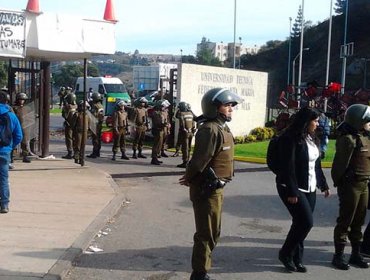 Tras dos semanas de toma, U. Santa María confirma que reducirá duración de carreras técnicas