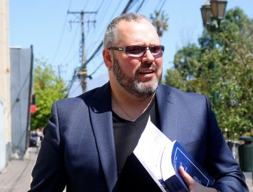 Sebastián Dávalos cuestionó duramente viaje de hijos de Piñera a gira por Asia