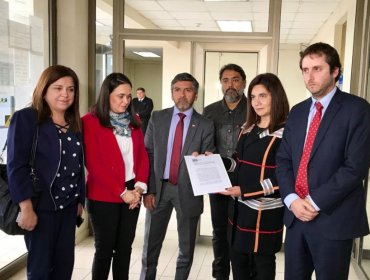 Presentan querella contra auxiliar de colegio de San Antonio acusado de abusar de 13 alumnas