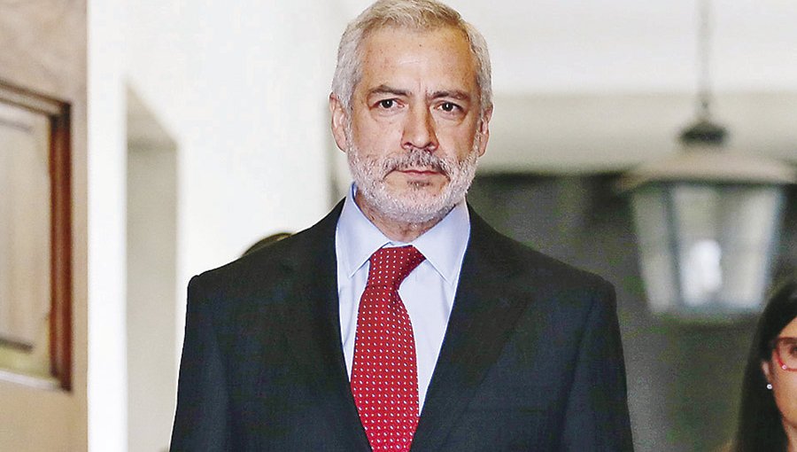 Raúl Guzmán asumió como nuevo secretario general del Senado