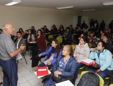 Profesionales protectores de la infancia de Villa Alemana se capacitan sobre autismo