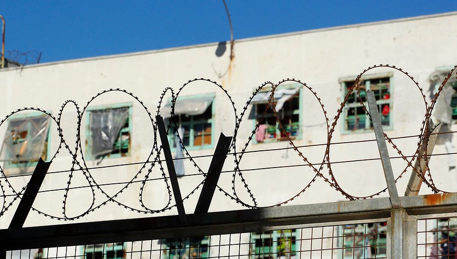 Gobierno presenta querella por celdas “de lujo” en Centro Penitenciario Colina 2