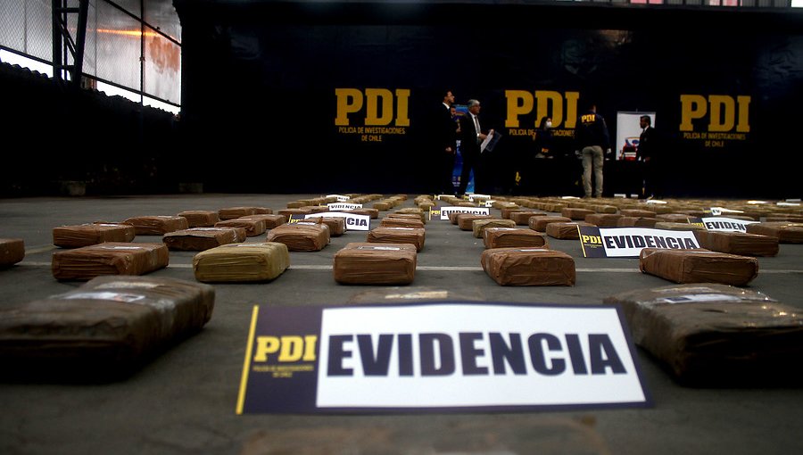 Detienen en Iquique a tres delincuentes con 464 kilos de marihuana tipo creepy