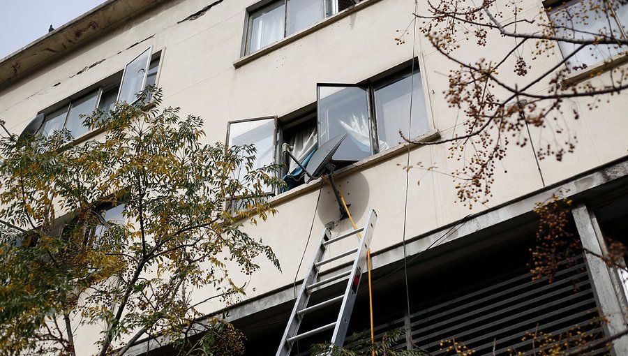 Derrame de ácido sulfhídrico en el centro de Santiago obligó a evacuar jardín infantil