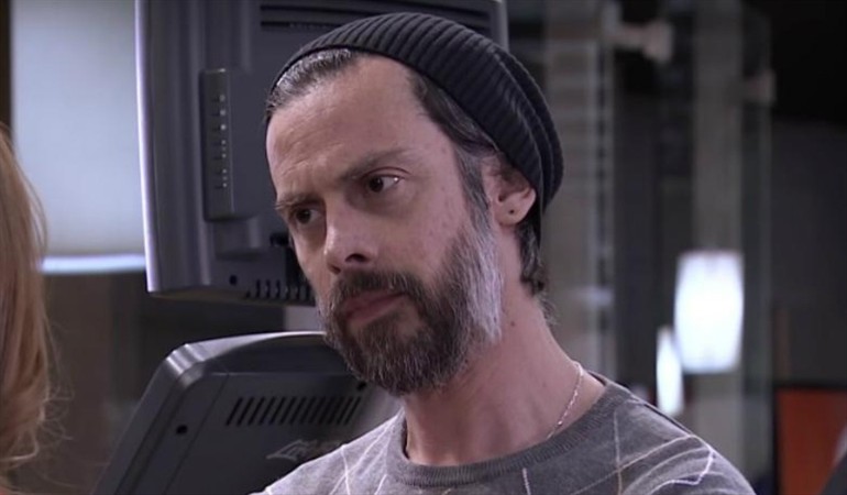Actor Néstor Cantillana fue víctima de un robo en su domicilio de La Reina