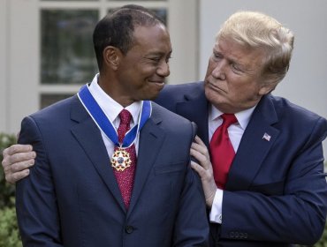 Donald Trump le entregó la Medalla de la Libertad al golfista Tiger Woods