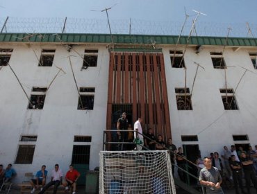 Jefaturas podrían ser responsables de privilegios en celdas de cárcel Colina 2