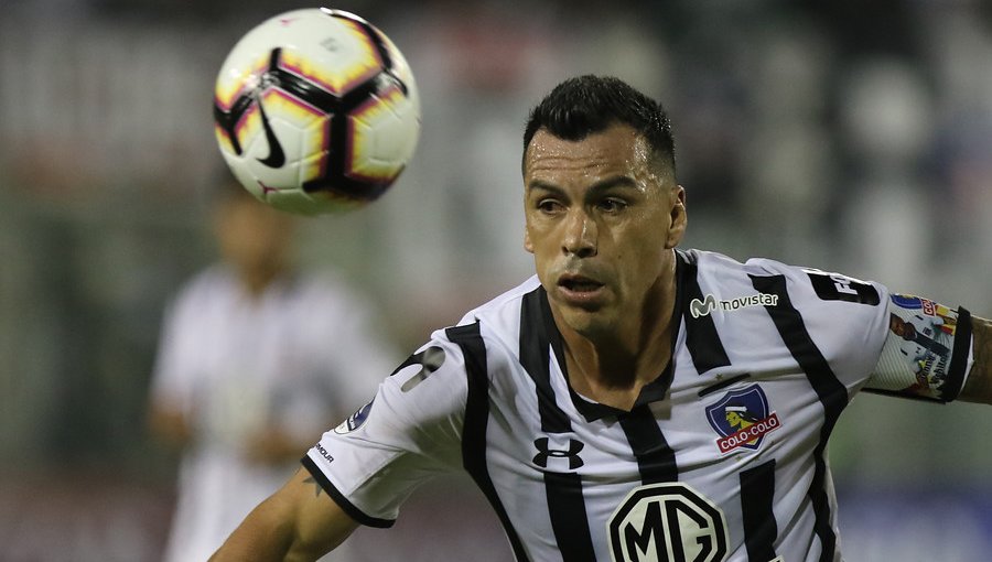 Colo-Colo premiaría a Esteban Paredes con $100 millones si supera el récord