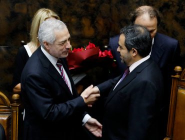 Ex fiscal Raúl Guzmán asumió oficialmente como secretario general del Senado
