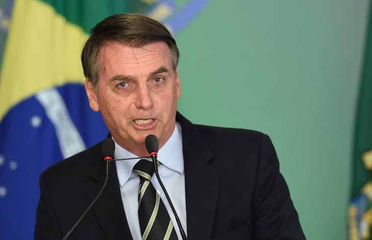 Jair Bolsonaro flexibiliza reglas para la posesión, porte y comercialización de armas