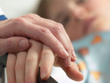 Eutanasia: Comisión de Salud de la Cámara aprobó incluir a menores de 14 a 18 años