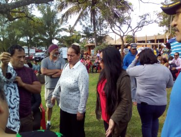 Con manifestaciones por presuntas irregularidades en Parque Rapa Nui recibieron al intendente de Valparaíso
