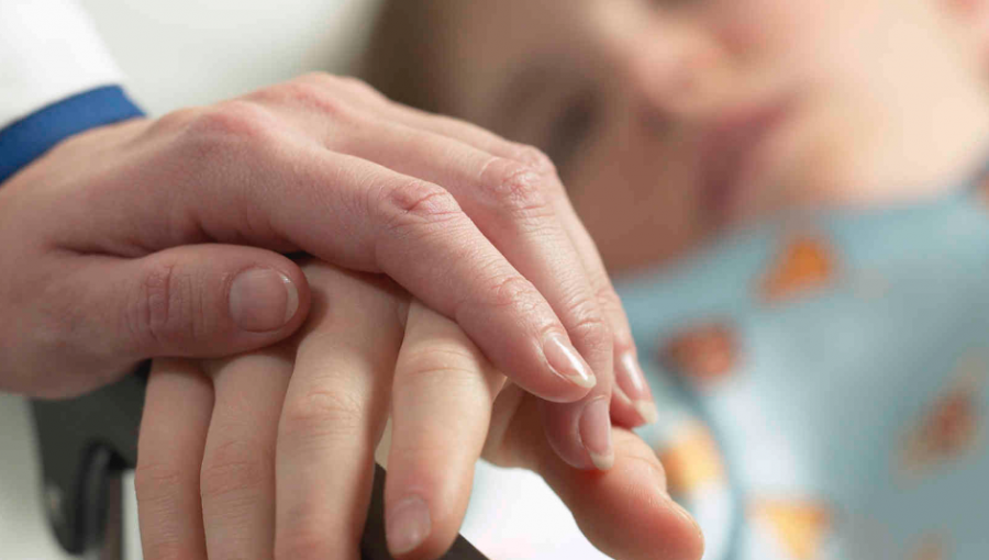 Eutanasia: Comisión de Salud de la Cámara aprobó incluir a menores de 14 a 18 años