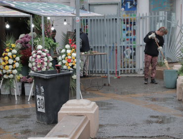 Antisociales que rayaron la Pérgola de las Flores debieron realizar trabajo comunitario en Valparaíso