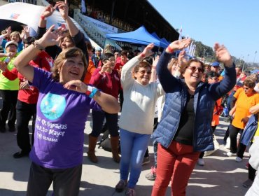 Más de mil adultos mayores participaron en 2ª Jornada de Envejecimiento Positivo en Viña