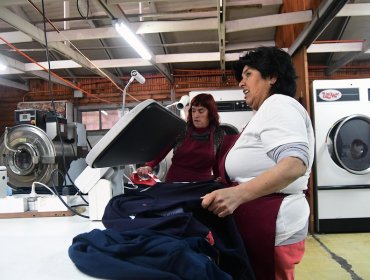 Gobierno firma convenio de reinserción laboral para mujeres que acaban tratamientos de adicción