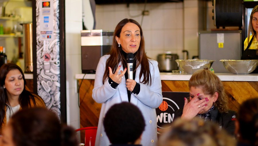 Cecilia Pérez por desacuerdos con la oposición: "Tienen que darles cuentas a los chilenos"