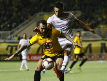 San Luis ganó después de siete meses y sale del fondo de la Primera B