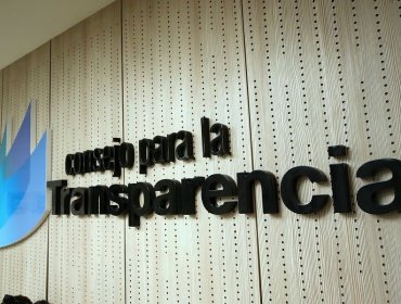 Consejo para la Transparencia indagará si correos del Mineduc vulneran datos personales