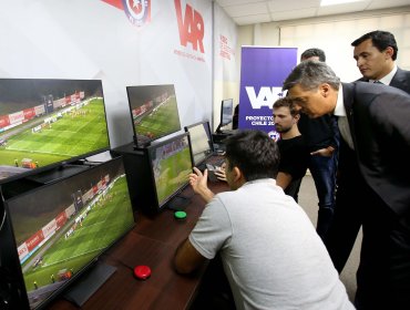 El VAR inicia su proceso de implementación en el fútbol chileno