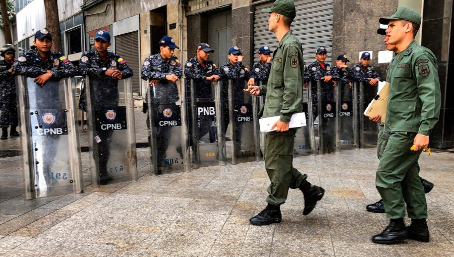 Fuerzas de seguridad toman sede del Parlamento de Venezuela por supuesto aviso de bomba