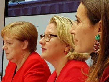 Ministra Schmidt se reúne con Angela Merkel en encuentro preparatorio de COP25