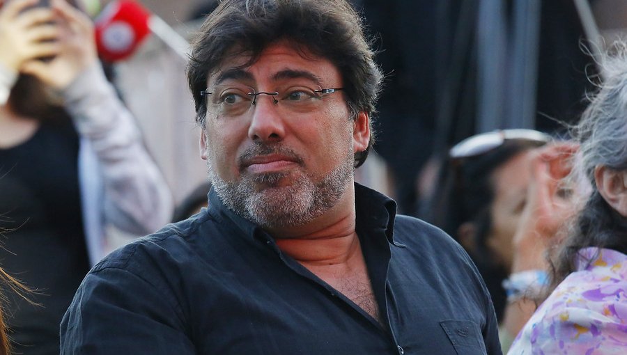 Alcalde Jadue respondió a acusación de Van Rysselberghe: "No somos corruptos como ellos"