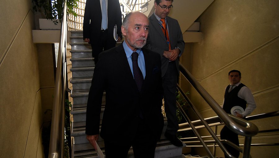 Presidente de la Cámara se disculpó con la prensa por la agresión de diputado García