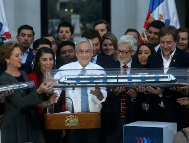 Construcción de tren Santiago-Melipilla comenzará el próximo año