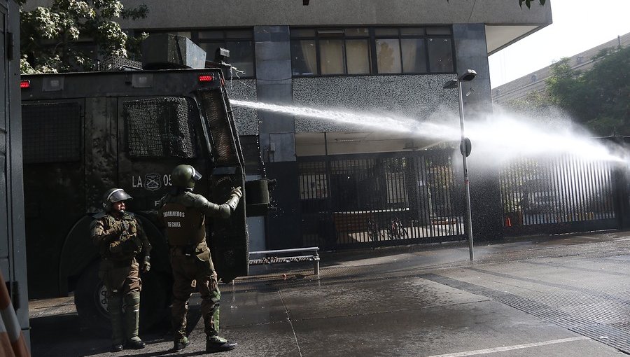 Suspenden clases en el Instituto Nacional, tras incidentes de los últimos días