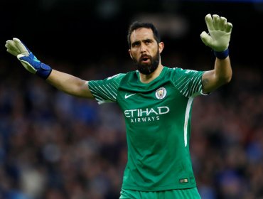 "Disfrutando como cabro chico": Claudio Bravo publicó video de su entrenamiento en el City