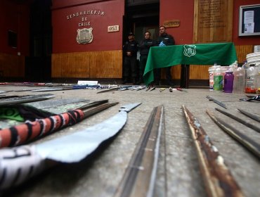 Encuentran armas, celulares y una "celda vip" en allanamiento a la ex Penitenciaría de Santiago