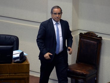 Senador Pugh llamó a bancos a invertir en tecnología para evitar clonaciones