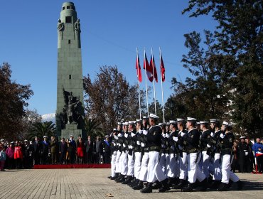 Santiago, Talcahuano, Puerto Montt y Punta Arenas también recordaron a Prat