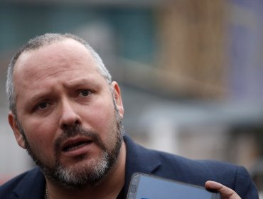 Sebastián Dávalos por viaje de hijo de Piñera: “La oposición no se ha puesto los pantalones”