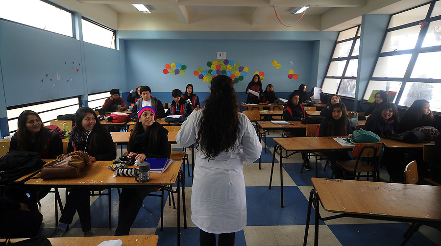 Sale Historia y Educación Física: Aprueban cambios para el curriculum de 3º y 4º medio