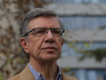 Las Condes hará consulta ciudadana para decidir toque de queda para adolescentes