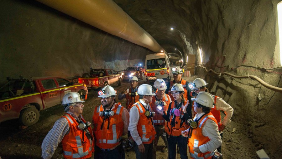 Trabajadores de Codelco podrían votar huelga la próxima semana