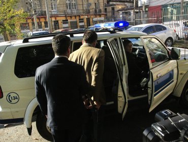 Detienen a Ex Alcalde de Los Andes y a Funcionario de Cancillería tras desbaratar red de tráfico de migrantes